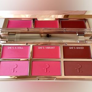 Major Headlines Blush Palette